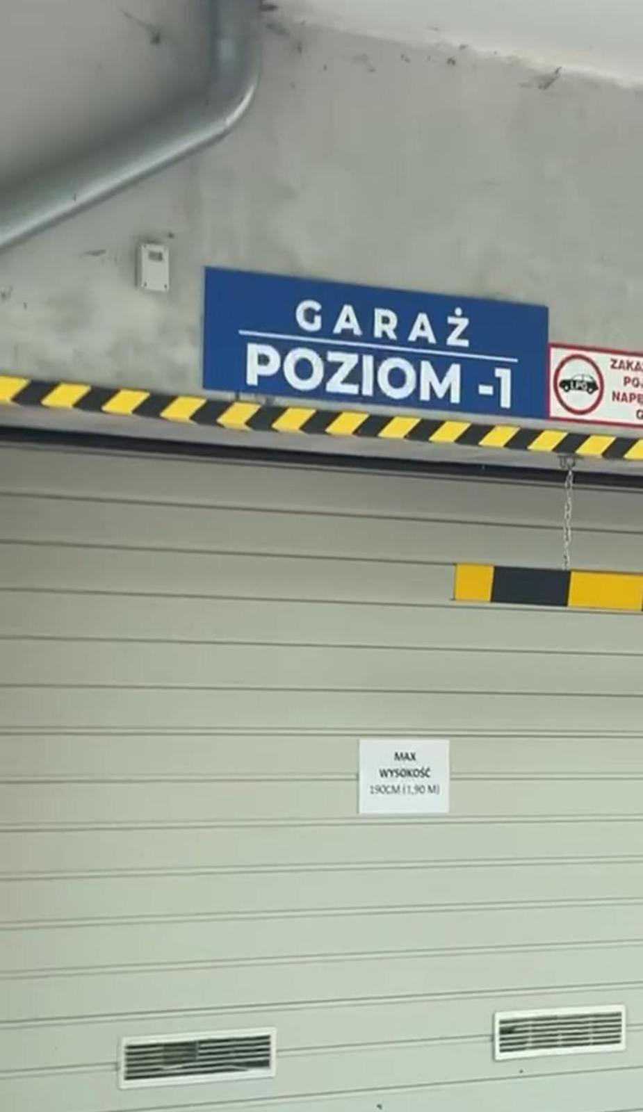 Srodkowa Widok Na 2 Pietro Garaz Gratis Apartment *